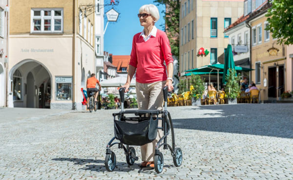 Déambulateur et rollator