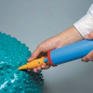 Pompe de gonflage pour balles de thérapie