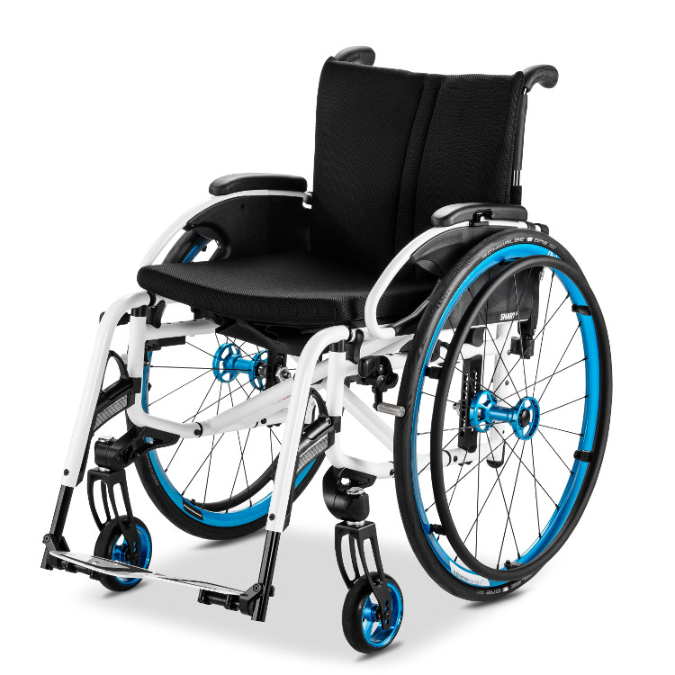Fauteuil roulant manuel MEYRA Smart S à double main courante