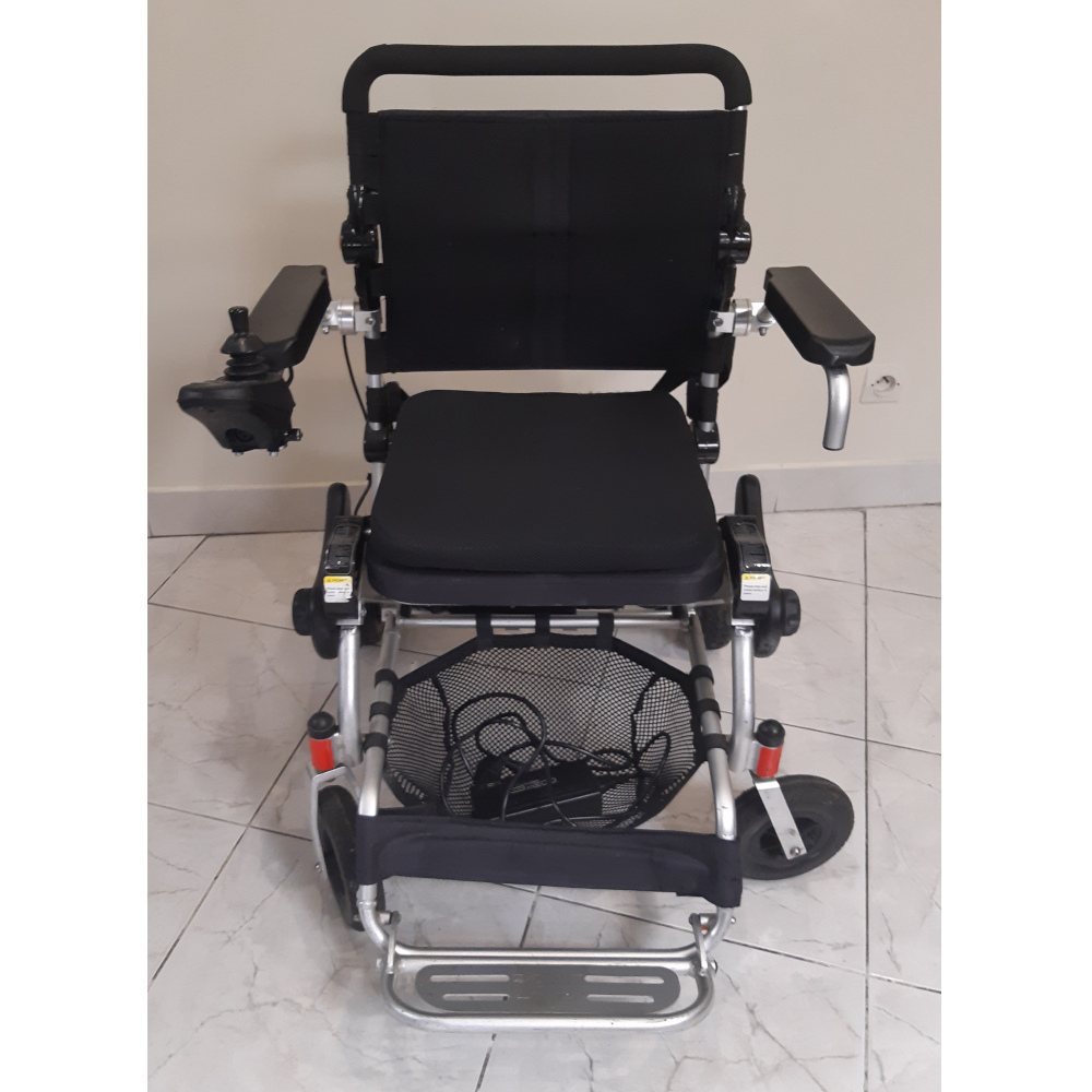 Location du Fauteuil roulant électrique pliant