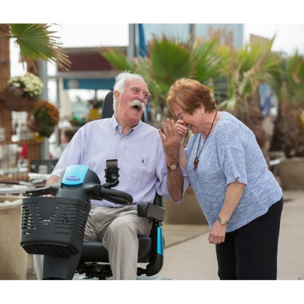 Scooter électrique Invacare Comet Pro 4 roues avec lift – Image 3