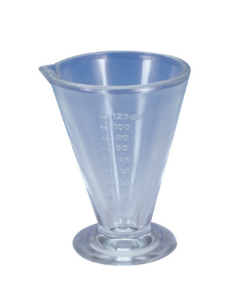 Verre à pied gradué